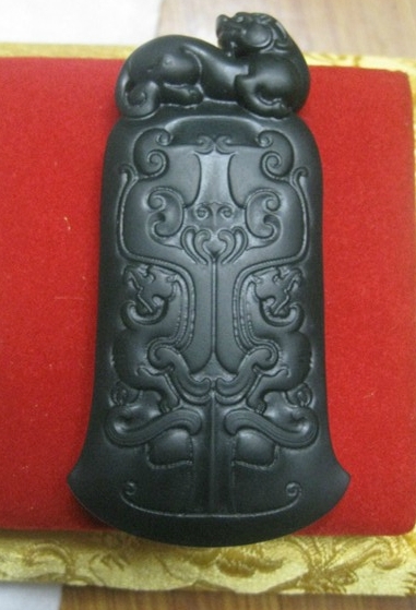 玉石雕刻成品图片